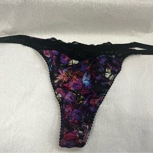 Victoria’s Secret thong